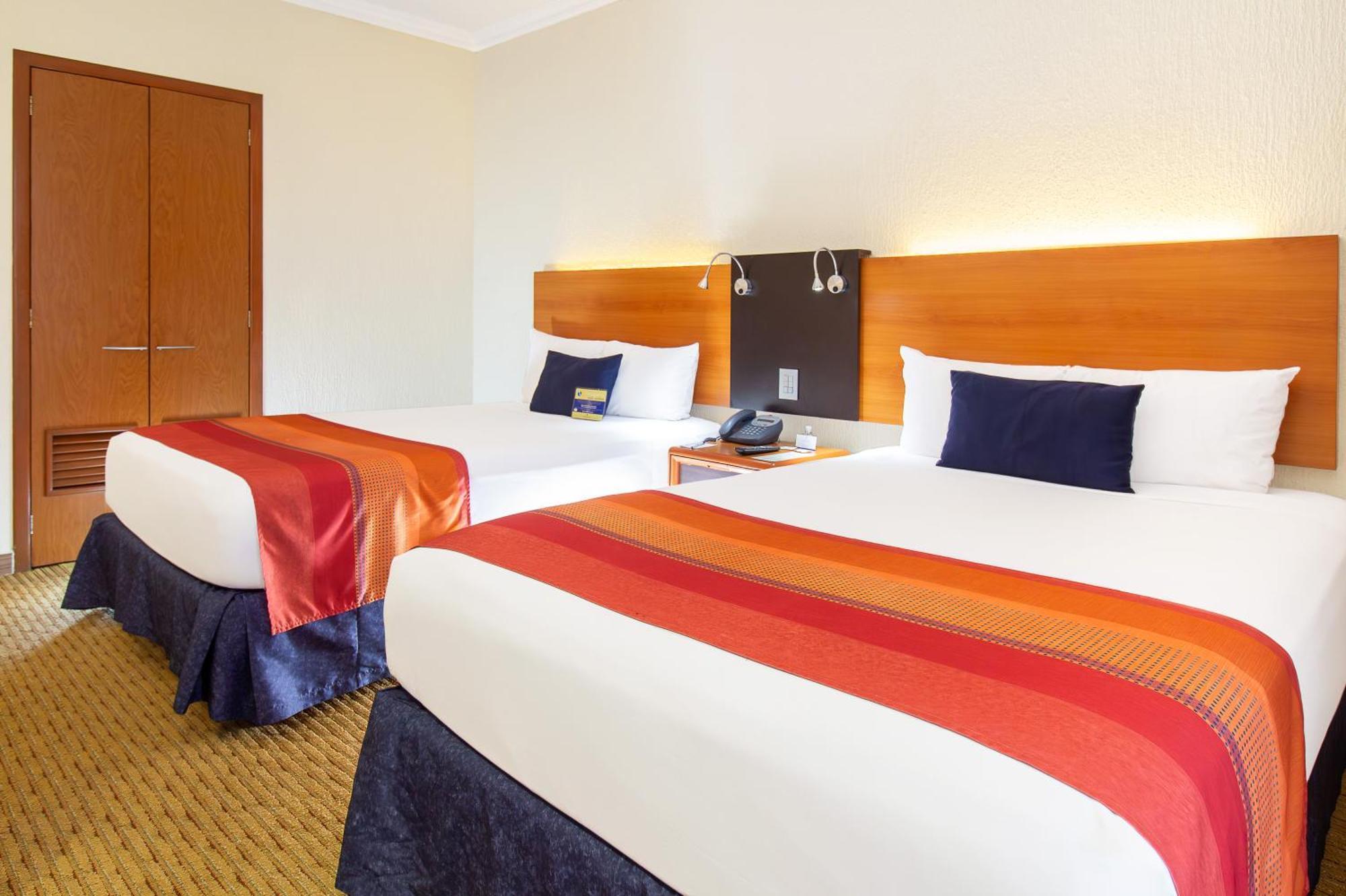 Hotel Guadalajara Plaza Expo Εξωτερικό φωτογραφία
